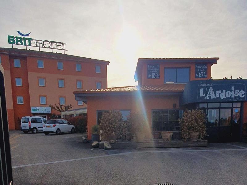 Brit Hotel Confort Montauban image