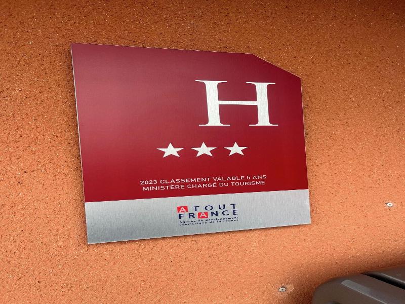 Brit Hotel Confort Montauban image