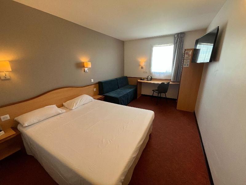 Brit Hotel Confort Montauban image