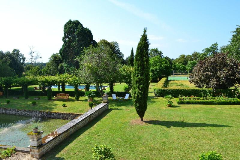 Domaine De La Partoucie image