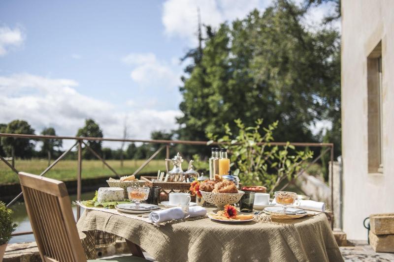Domaine De La Partoucie image
