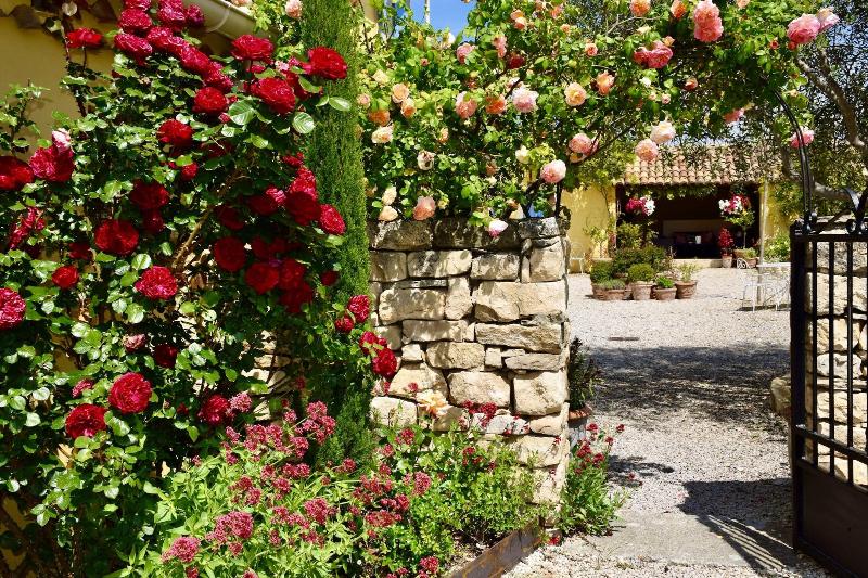 Bastide Saint Didier image