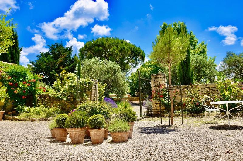 Bastide Saint Didier image