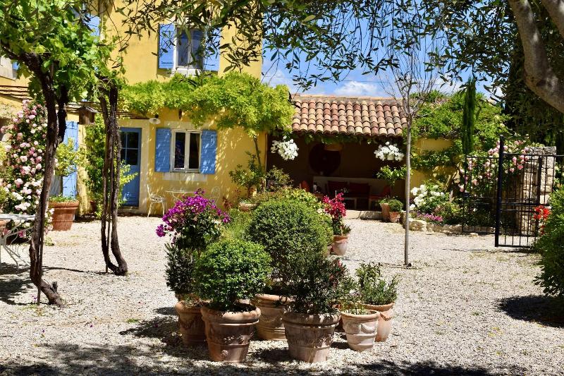 Bastide Saint Didier image