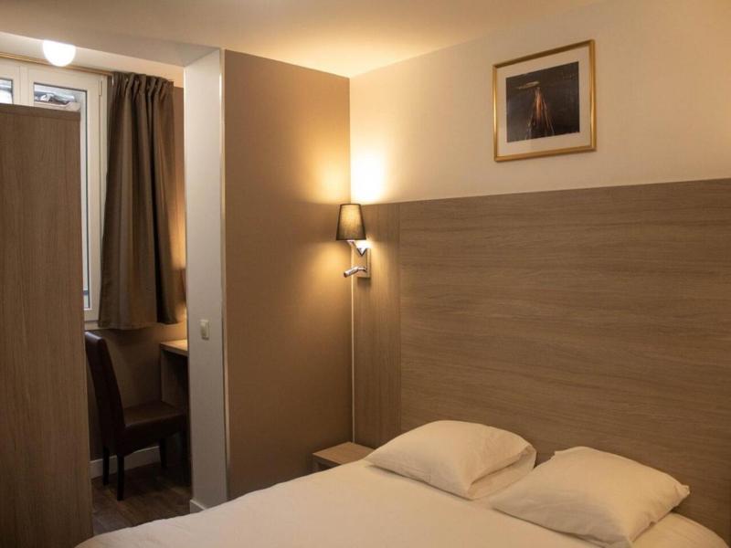 Paris Rooms & Dreams Hotel image