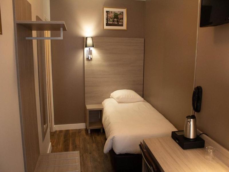 Paris Rooms & Dreams Hotel image