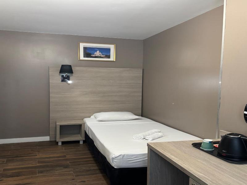 Paris Rooms & Dreams Hotel image