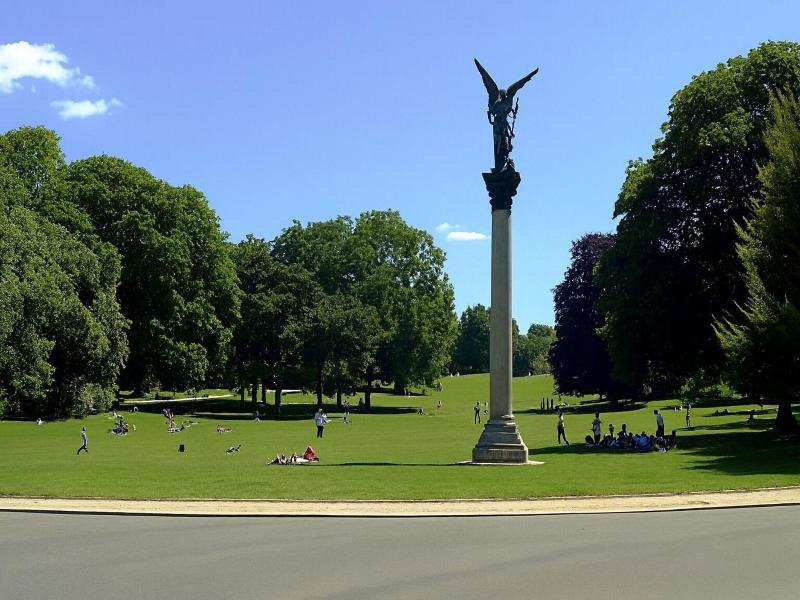Hôtel du Parc Montsouris image