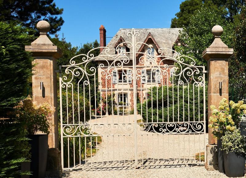 Manoir des Lions de Tourgéville image