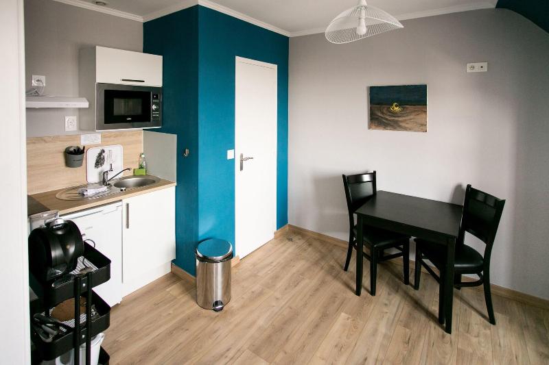 Le Cotentin Appart'hôtels & Restaurant 'le Cot' image