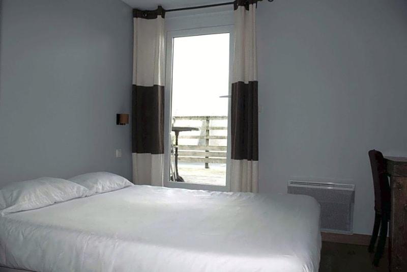 Hotel Au Bout Du Monde image