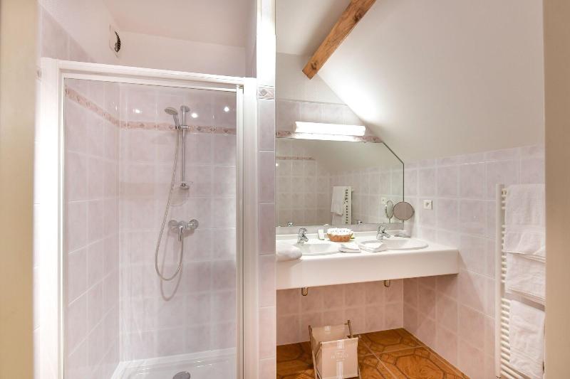 Le Clos Champagnac At Hotel Golf Chateau De Chaill image