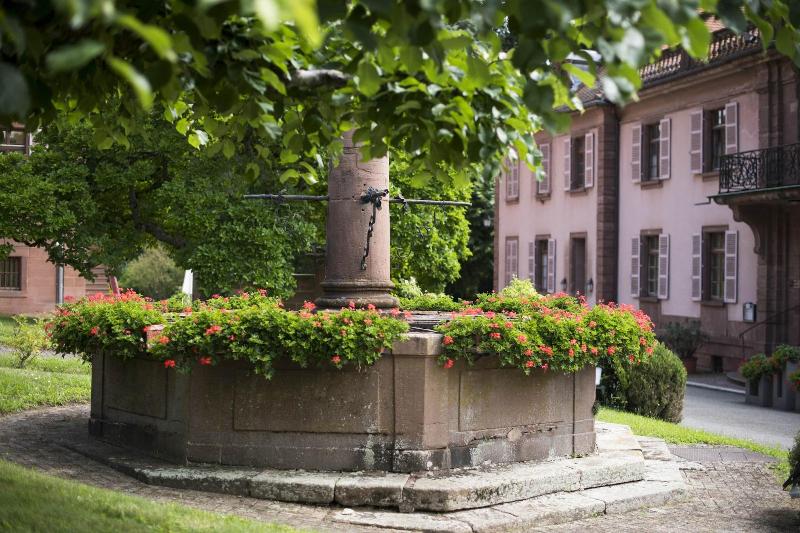 Maison d'Accueil du Très-Saint-Sauveur image