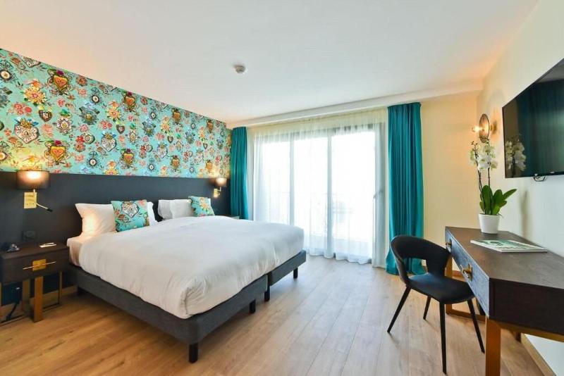 Hotel La Villa Port d Antibes & Spa image