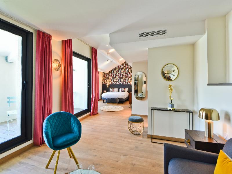 Hotel La Villa Port d Antibes & Spa image
