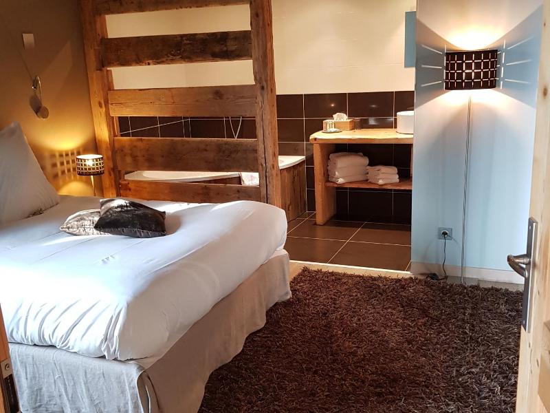 Chalet Christine image