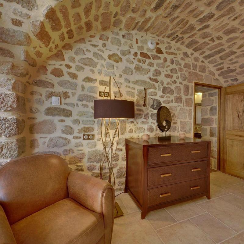 Le Mas De Baume image