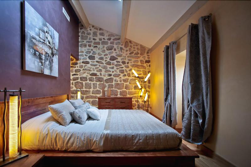 Le Mas De Baume image