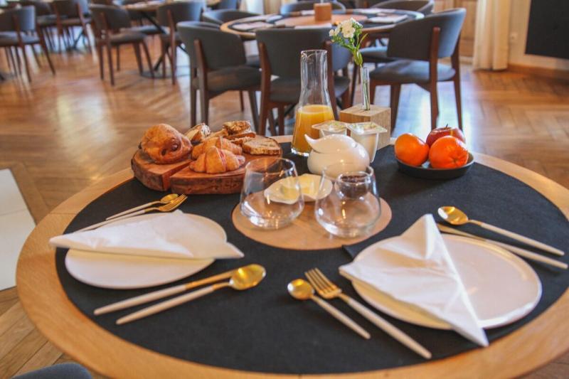 Eclosion Château Hôtel & Restaurant image