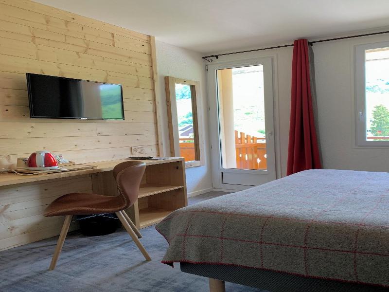 Hôtel Lac Bleu 1650 image