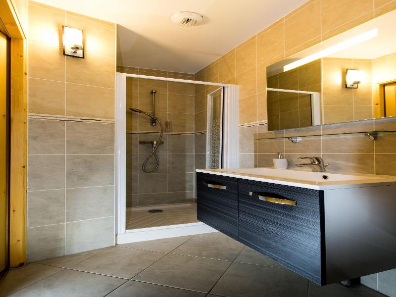 Hôtel Lac Bleu 1650 image