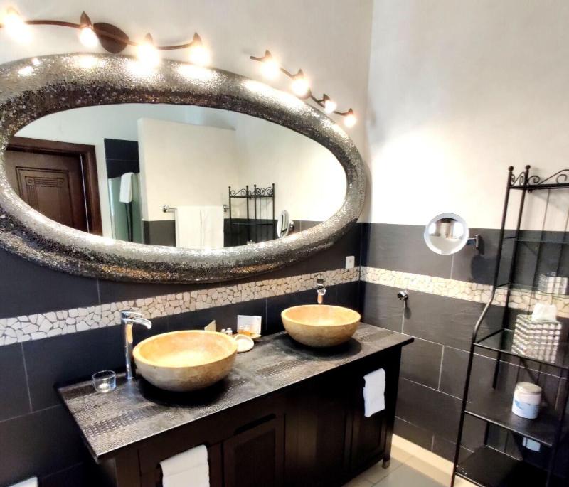 Maison Prestige Roberto Geissini image