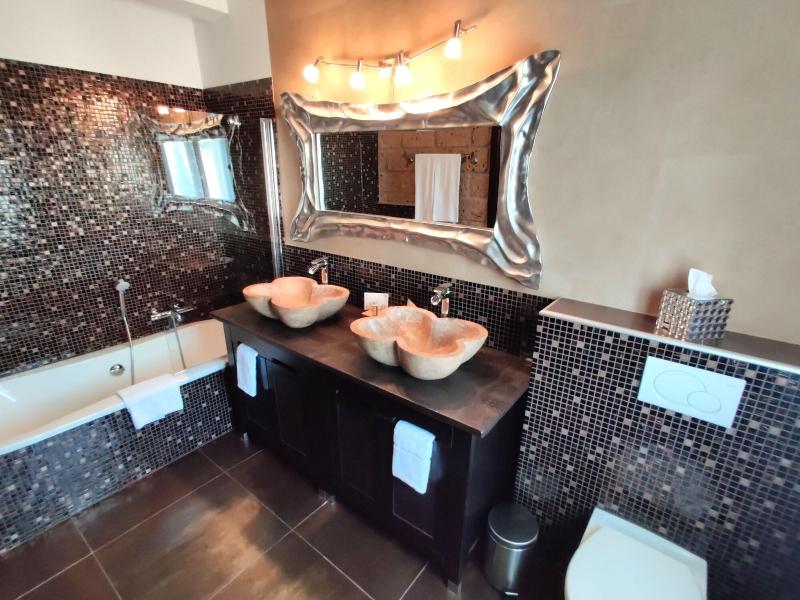 Maison Prestige Roberto Geissini image