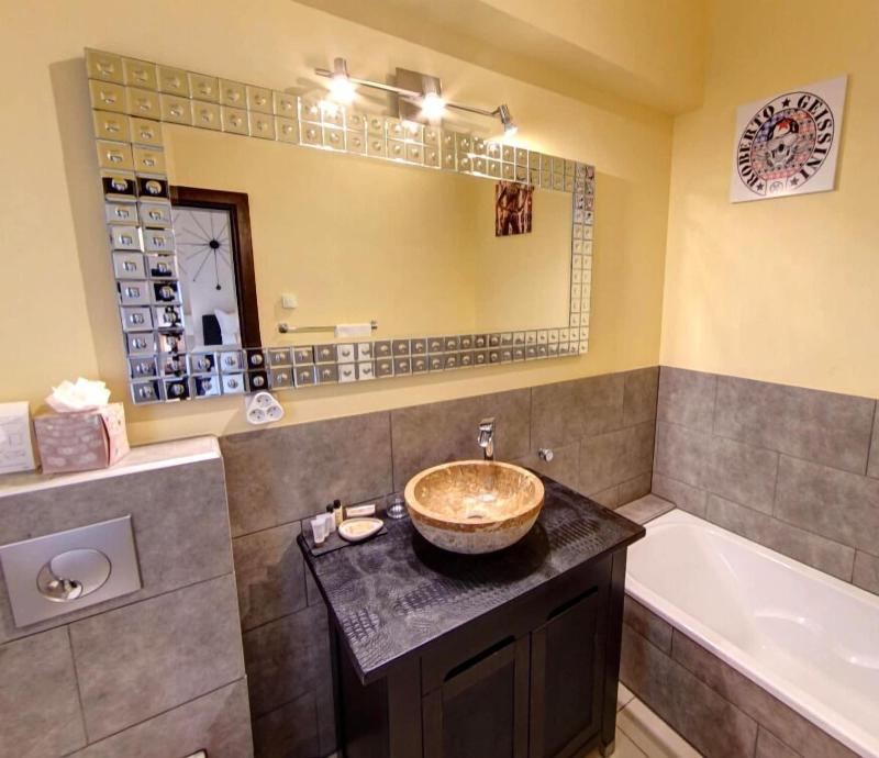 Maison Prestige Roberto Geissini image