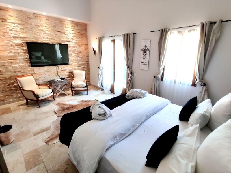Maison Prestige Roberto Geissini image