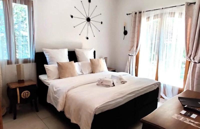 Maison Prestige Roberto Geissini image