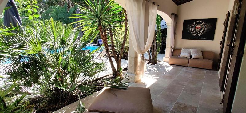 Maison Prestige Roberto Geissini image