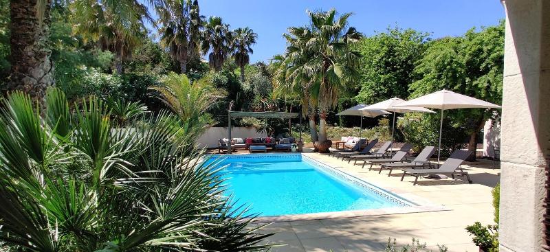 Maison Prestige Roberto Geissini image
