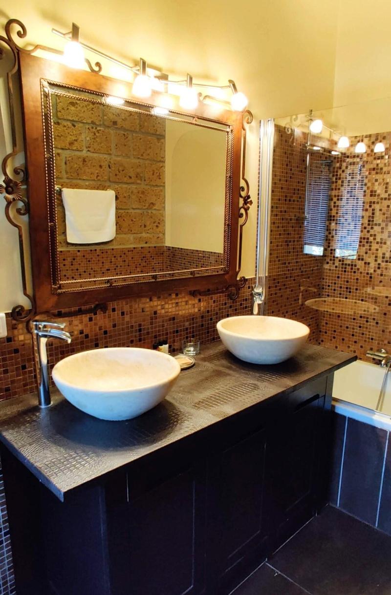 Maison Prestige Roberto Geissini image