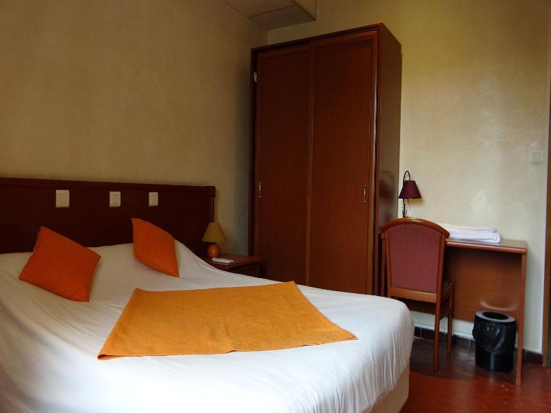 Hôtel Charles image
