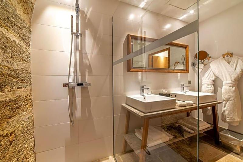 Les Chambres du Prieuré image
