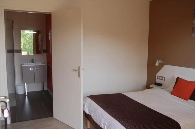 Hotel L Escale image