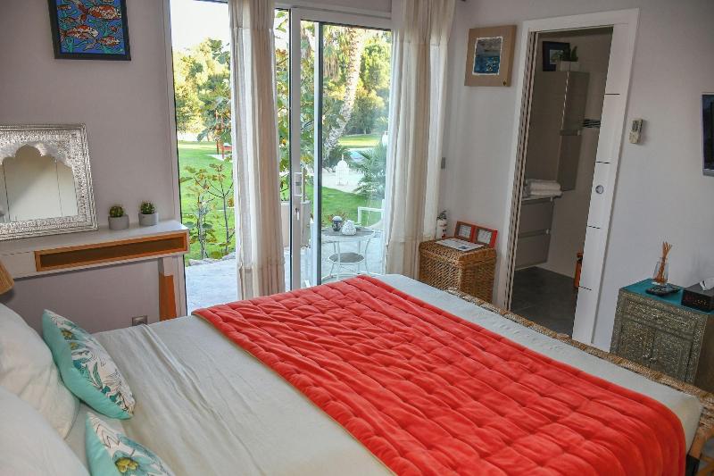 Escapades Lointaines Chambres d'hôtes B&B image