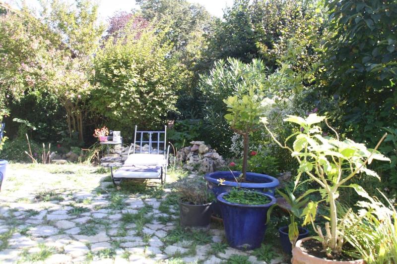 Aux Pots Bleus image