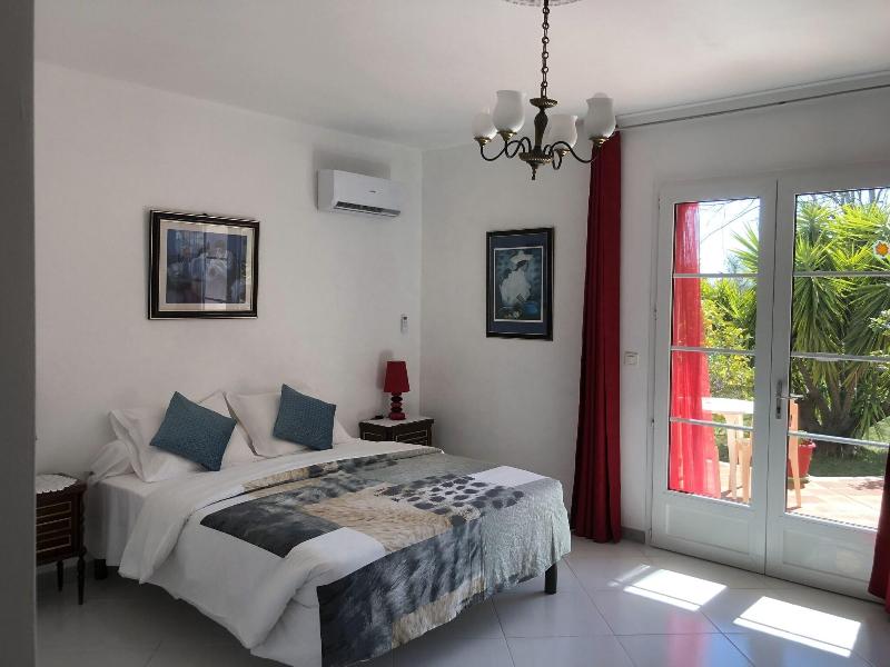 House Angeli image