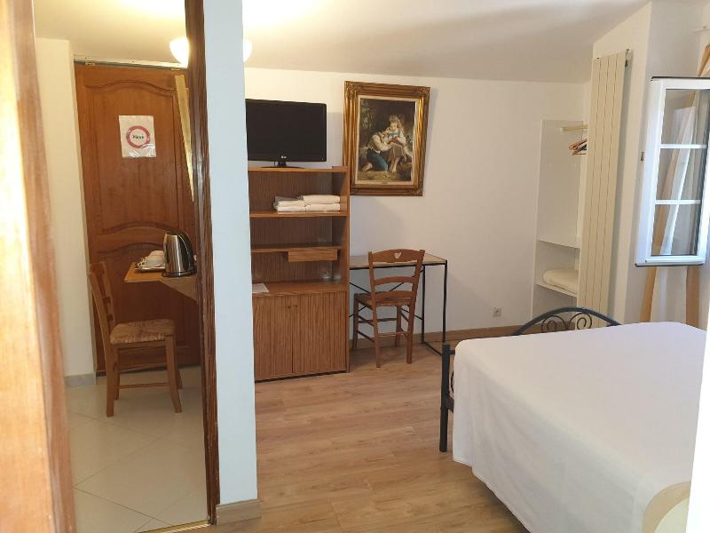 House Angeli image