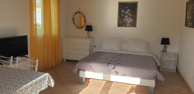 House Angeli image