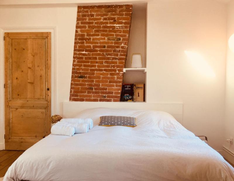 Suite De Charme Bed N B Tres Proche Lyon image
