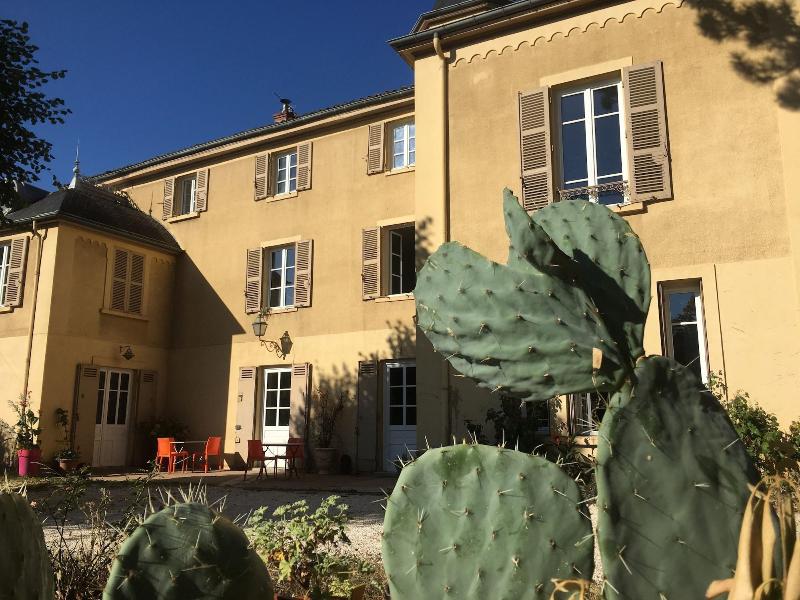 Suite De Charme Bed N B Tres Proche Lyon image