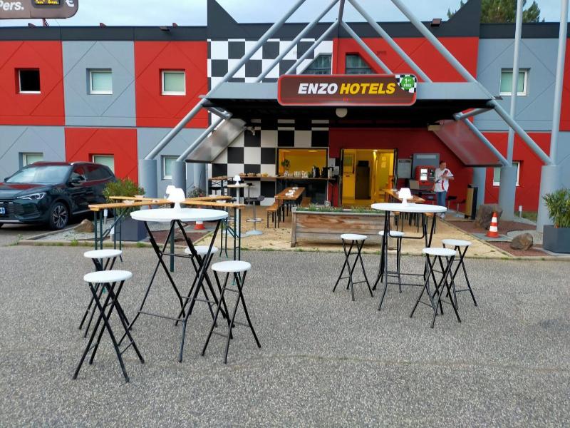 Hôtel Lemon ex F1 Coudes image