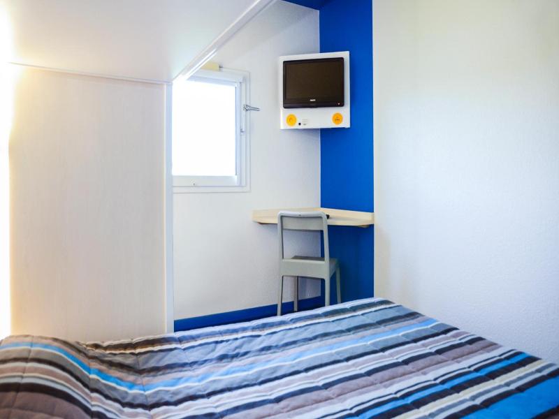 Hôtel Lemon ex F1 Coudes image