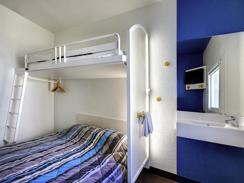Hôtel Lemon ex F1 Coudes image