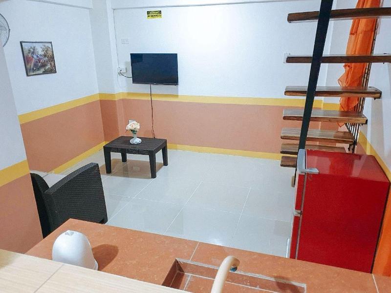 RedDoorz near SGM Condotel Villa Beach Iloilo image