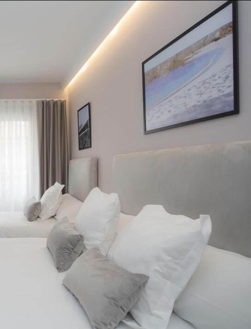 Palacios Rooms By Singularstays image