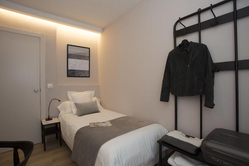 Palacios Rooms By Singularstays image