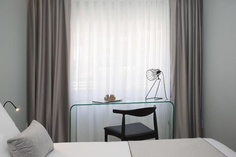 Palacios Rooms By Singularstays image